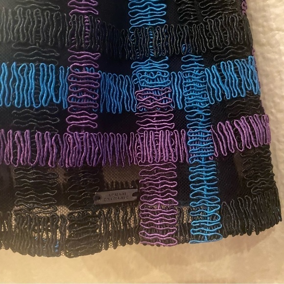 A/X Armani Exchange Embroidered Tulle Overlay Top Size Medium - Picture 8 of 11